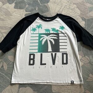 BLVD Supply 3/4 sleeve t-shirt - XXL. Used but good condition!